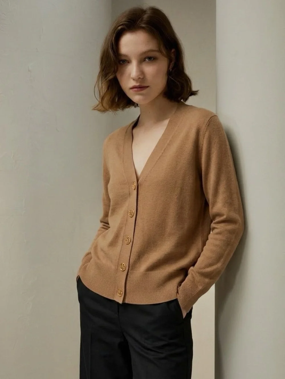 NWT Tory Burch Simone Camel Brown V‑Neck Button Cardigan